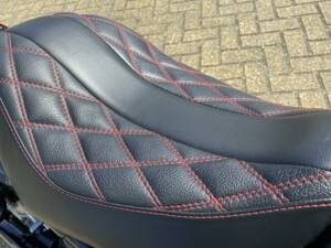 Bild 9/19 von Harley-Davidson VRSCR V-Rod (2007)