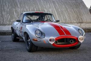Immagine 18/50 di Jaguar E-Type 3.8 (1962)
