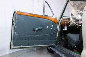 Bild 13/50 von BMW 502 - 3,2 Liter (1955)