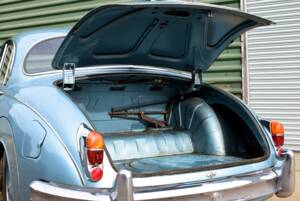 Immagine 17/21 di Jaguar Mk II 3.4 (1966)