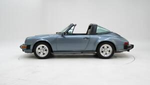 Image 8/15 of Porsche 911 Carrera 3.2 (1984)