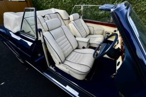 Image 35/50 of Rolls-Royce Corniche III (1990)