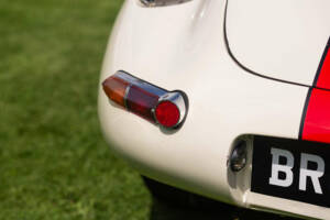 Image 21/50 de Jaguar E-Type &quot;Semi-Lightweight&quot; (1963)