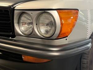 Immagine 26/29 di Mercedes-Benz 500 SLC (1980)