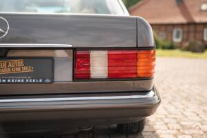 Bild 14/76 von Mercedes-Benz 500 SEL (1985)