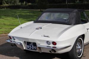 Bild 11/30 von Chevrolet Corvette Sting Ray Convertible (1964)