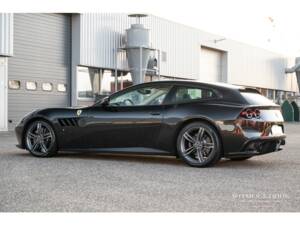 Bild 14/47 von Ferrari GTC4Lusso (2017)