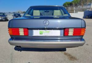 Image 4/50 of Mercedes-Benz 300 SE (1990)