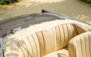 Image 45/77 of Alfa Romeo 2600 Spider (1963)