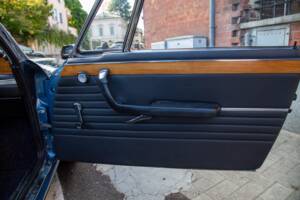 Image 29/56 of BMW 2800 CS (1969)