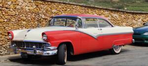 Immagine 2/17 di Ford Fairlane 500 Club Victoria (1956)