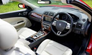 Image 5/50 of Jaguar XKR (2007)
