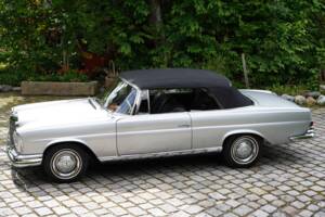 Bild 1/13 von Mercedes-Benz 220 SE b (1962)