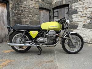 Image 1/45 of Moto Guzzi V7 Sport (1973)