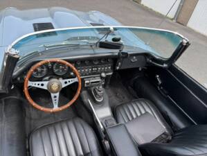 Image 1/6 de Jaguar E-Type (1968)