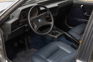 Afbeelding 10/36 van BMW 633 CSi (1977)