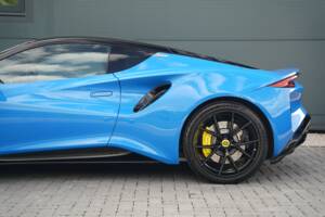 Image 10/50 of Lotus Emira "First Edition" (2022)