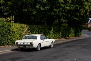 Image 21/50 of Ford Mustang 200 (1966)