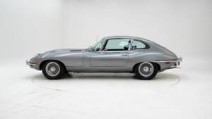 Image 8/15 de Jaguar E-Type (1969)