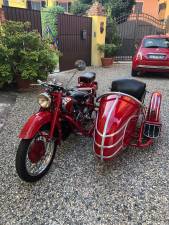 Image 1/9 de Moto Guzzi GTV 500 (1949)
