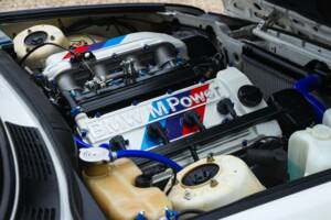 Image 12/50 of BMW M3 (1990)