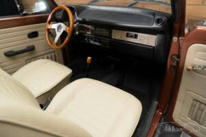 Bild 18/42 von Volkswagen Käfer 1600 (1978)