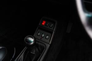 Image 33/60 of Porsche 911 Targa (1996)