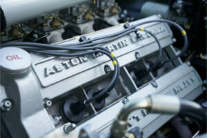 Image 47/50 of Aston Martin V8 (1980)