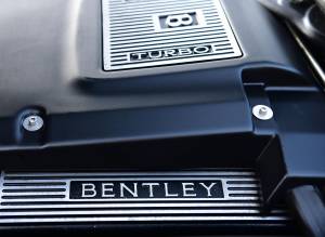 Bild 26/50 von Bentley Continental R (1996)