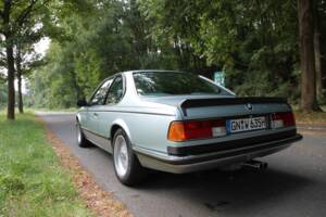 Image 7/36 of BMW 635 CSi (1984)
