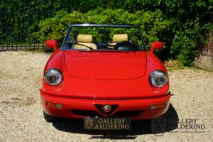 Immagine 21/50 di Alfa Romeo 2.0 Spider (1991)