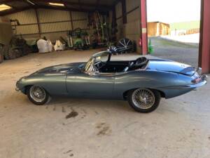 Imagen 4/31 de Jaguar E-Type 4.2 (1964)