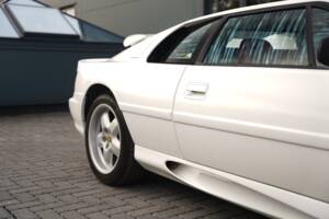 Image 49/50 of Lotus Esprit S4 (1994)