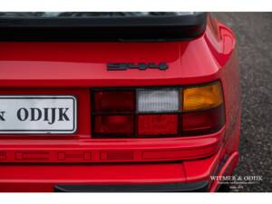 Bild 21/34 von Porsche 944 (1986)