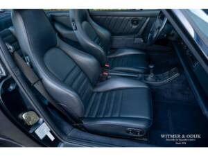 Image 5/33 de Porsche 911 Carrera 4 (1992)