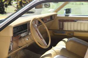 Imagen 4/5 de Mercury Grand Marquis Coupe (1977)