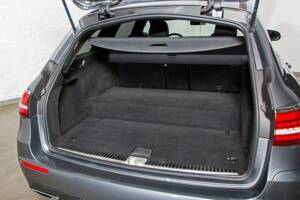 Image 18/20 of Mercedes-Benz E 300 de T (2020)