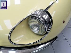 Image 12/51 de Jaguar E-Type (1970)