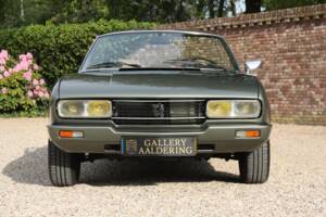 Image 39/50 of Peugeot 504 Convertible (1981)