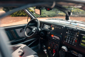 Bild 12/28 von Lancia Delta HF Integrale Evoluzione I (1991)