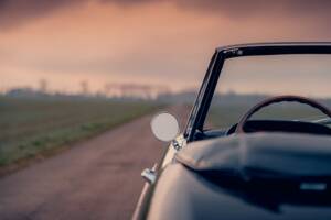 Image 38/50 of Ferrari 275 GTS (1965)