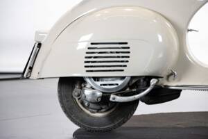 Bild 12/50 von Piaggio Vespa 125 (1959)