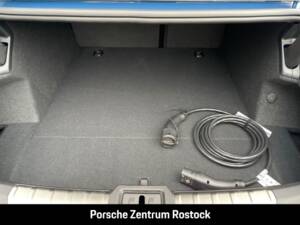Bild 21/31 von Porsche Taycan 4S (2026)