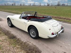 Image 8/8 of Austin-Healey 3000 Mk III (BJ8) (1964)
