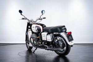 Immagine 3/30 di Moto Guzzi V 7 (1967)