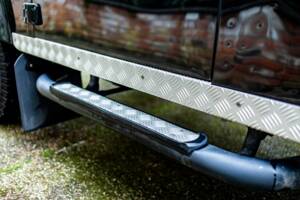Image 16/50 of Land Rover Defender 90 (2012)