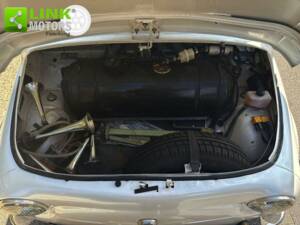 Image 17/21 of FIAT 500 L (1969)