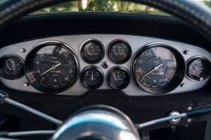 Afbeelding 16/26 van Ferrari 365 GTB&#x2F;4 Daytona (1971)