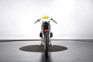 Imagen 7/50 de Yamaha 175 GP Special (1975)