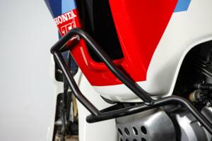 Image 8/50 of Honda DUMMY (1990)